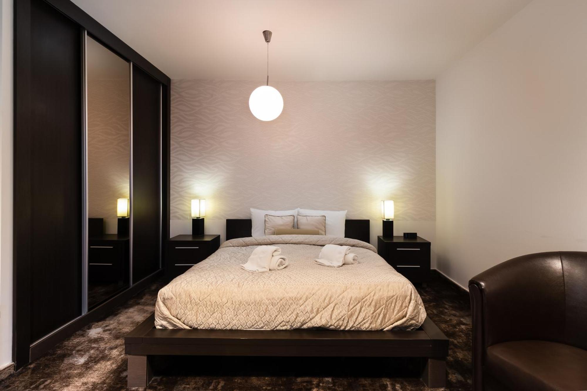Guest House Panorama Aqualux With Free Parking Novi Sad Room photo